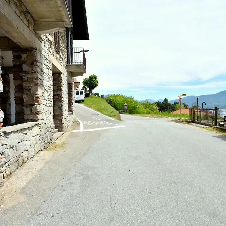 Casa de Férias Spacious Italian Holiday In Piedmont With Mountain View