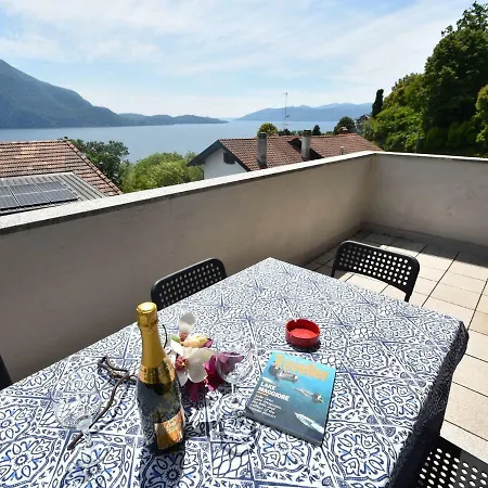 Spacious Italian Holiday In Piedmont With Mountain View Casa de Férias *