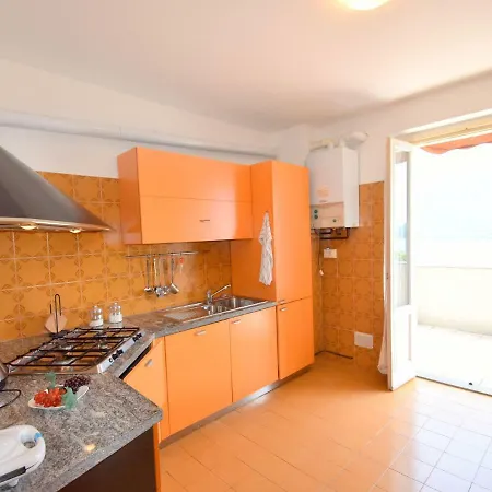 Spacious Italian Holiday In Piedmont With Mountain View Ghiffa