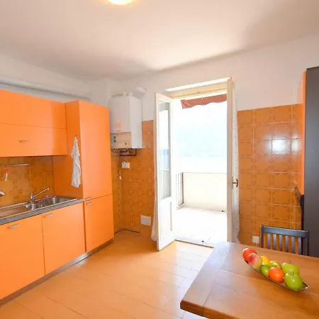 Spacious Italian Holiday In Piedmont With Mountain View Casa de Férias Ghiffa
